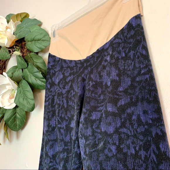 Motherhood Maternity Black & Purple Floral Leggings S - Picture 2 of 8